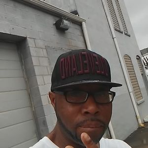 Meet your Posher, Bobby